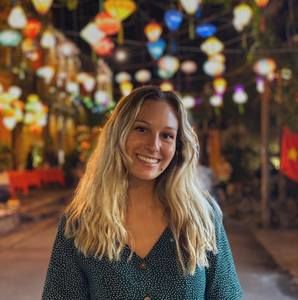 Meet your Posher, Gabrielle